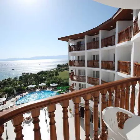 Palace 4* Çeşme